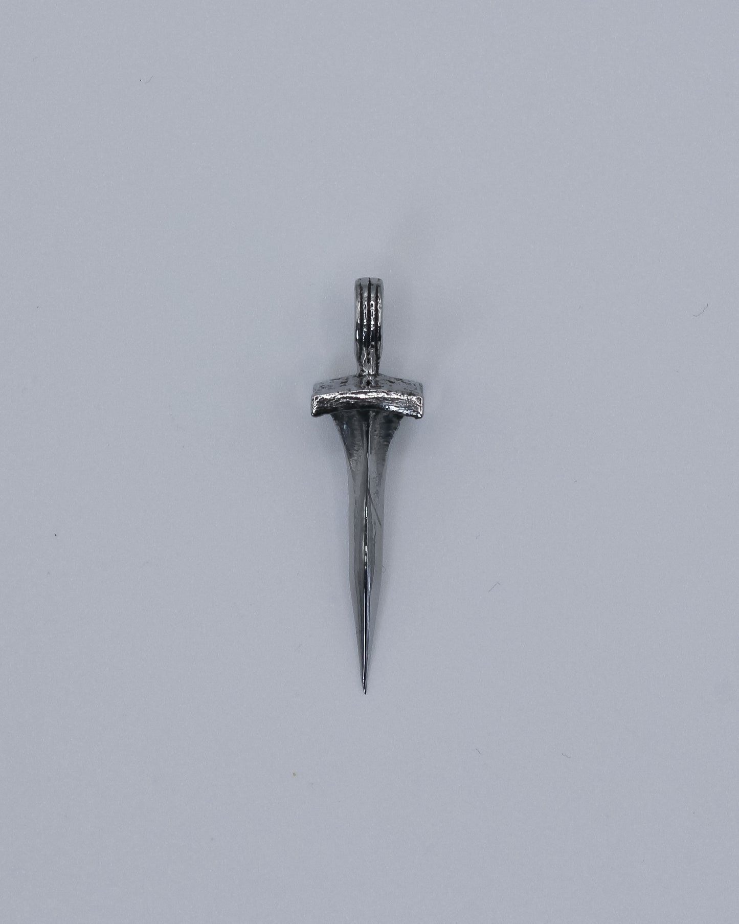 NAIL 01